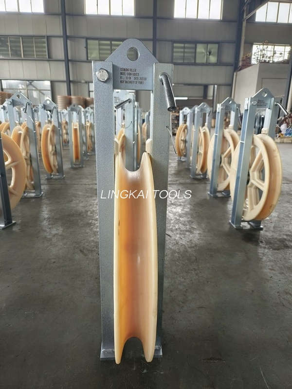 Blok Merangkai Katrol Kondcutor Bundel Diameter 660mm Dengan Bagian Transmisi Daya Roda Nilon