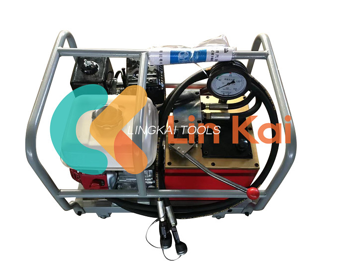 Alat Crimp Hidraulik Tekanan 300T 70/94 MPa 22-35mm Stroke untuk Kompresi Tugas Berat