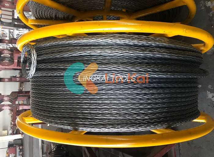 Tali Kawat Baja Anti Putar 12 X 19s Yang Kuat Untuk Menarik Konduktor Bersertifikat ISO 9001