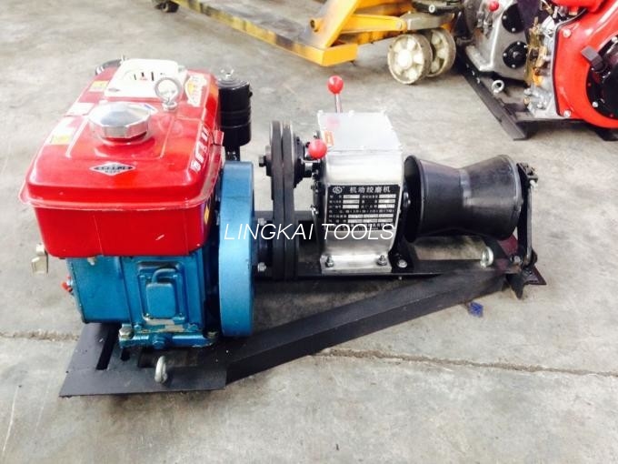 Penarik Kabel Winch Portabel Bentuk Silinder Dengan Mesin Diesel Berpendingin Air