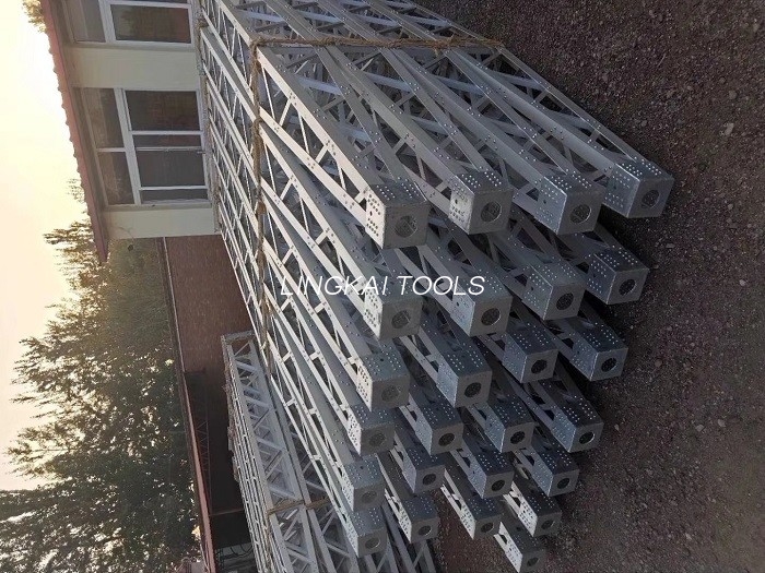Alat Ereksi Menara Kabel Overhead ISO CE Platform Kerja Gaya Bingkai Paduan Aluminium