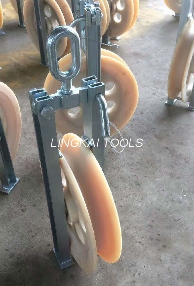 Blok Katrol Penarik Kabel Baja Tipe Terbuka Untuk Untai Baja Tarik