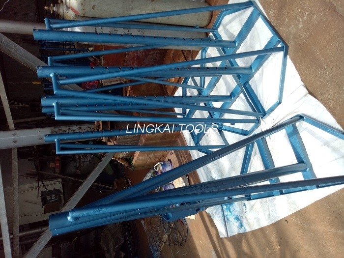 Peralatan Pembuatan Kabel Wire Reel Stand Hidrolik 5 - 10 Ton Dengan Roda