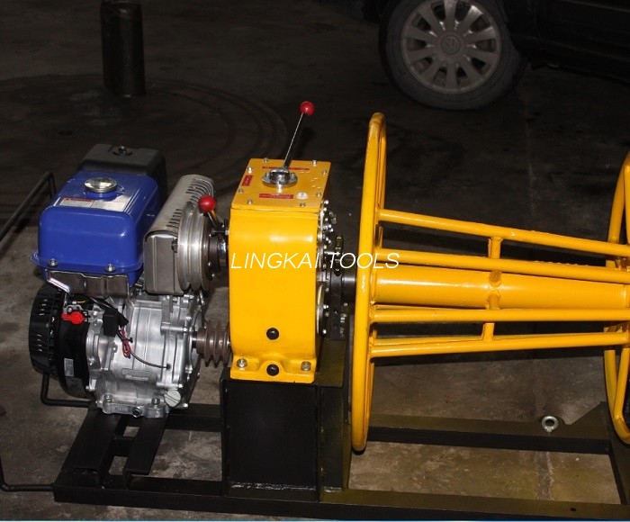 Mesin Bensin Wire Rope Winch 2 Ton Untuk Wire Take Up / Wire Rope Rewinder