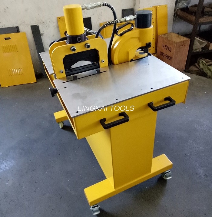 220V 50HZ Alat Crimping Hidraulik Prosesor Bus Bar Untuk Memotong Bending Punching