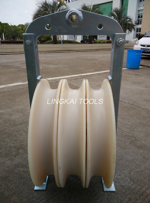 508mm Diameter Besar Merangkai Blok Nilon Sheave Mengangkat Kabel Katrol Blok Listrik Untuk Konduktor