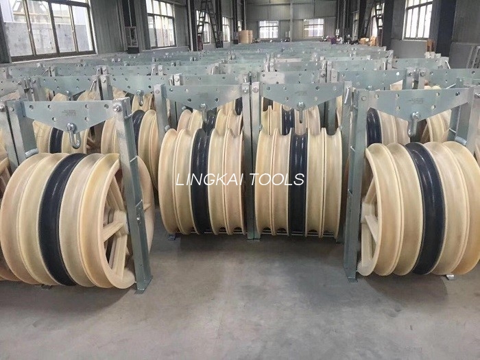 Blok Katrol Kabel Khusus Katrol Sheave Nilon 1-3 Sheave Diameter 1160 Mm